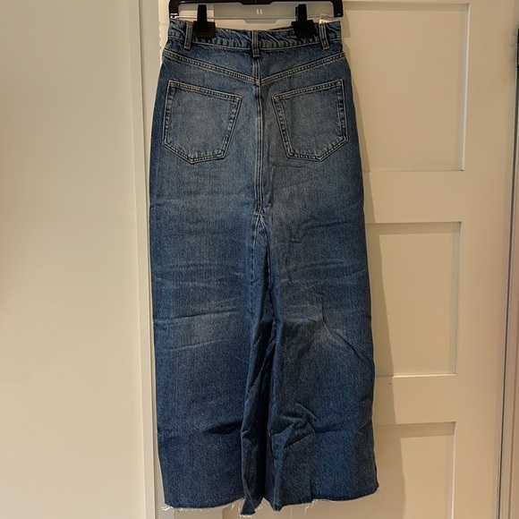 Reformation full length Jean skirt size 26 - never worn - Picture 4 of 5